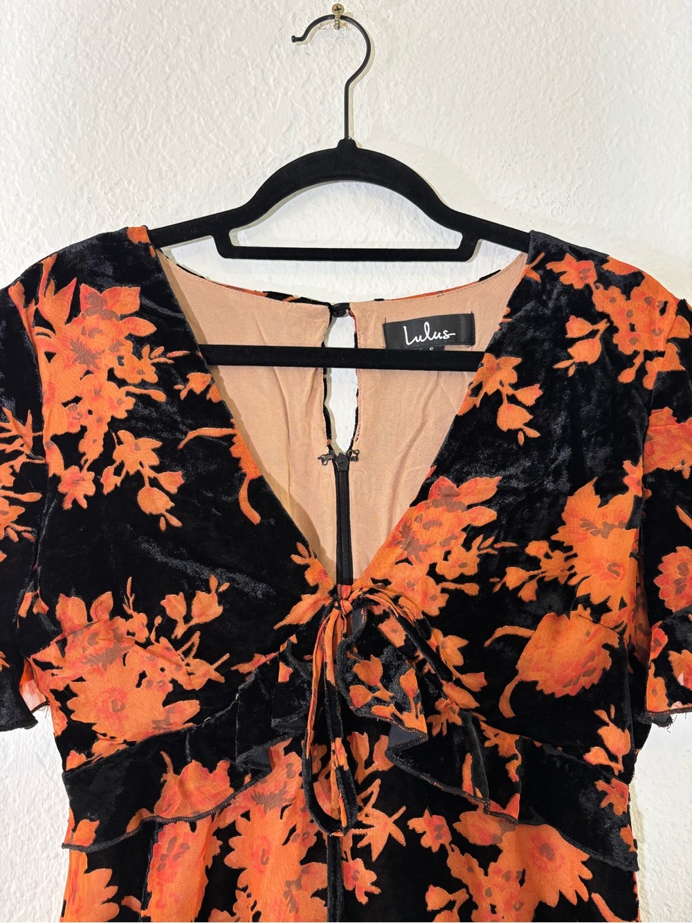 Lulus A Touch of Magic Black Floral Print Velvet Mini Dress Size Small - Picture 8 of 16